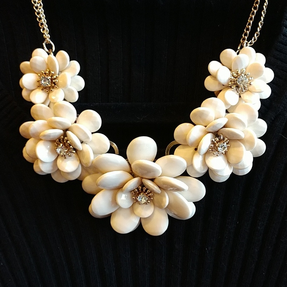 Flower Necklace